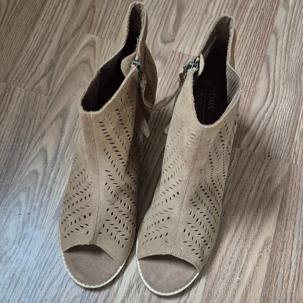 TOMS  Suede Perforated Leaf Booties